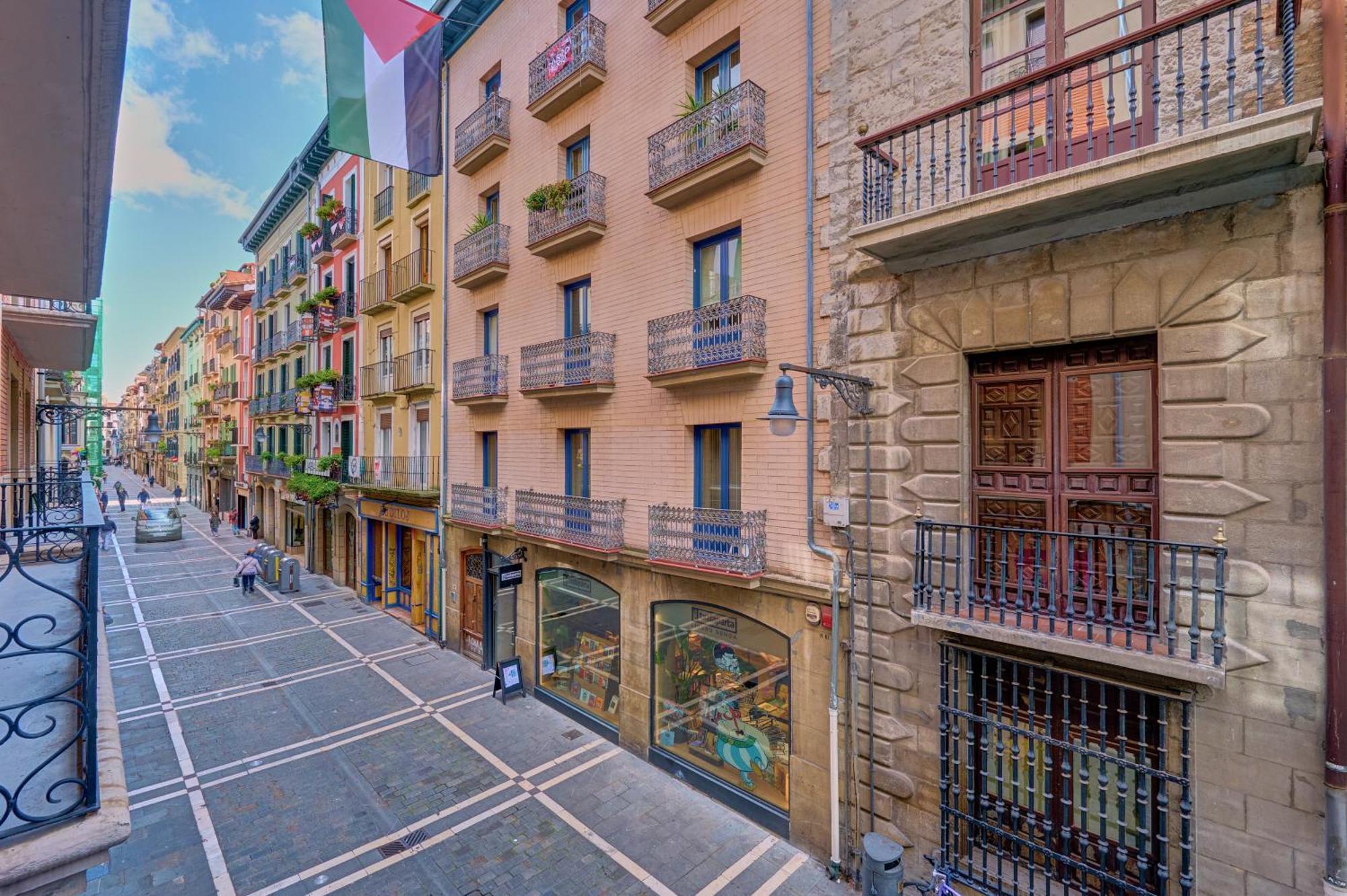 Apartamento Balcon Del Arte By Clabao Pamplona Exterior photo